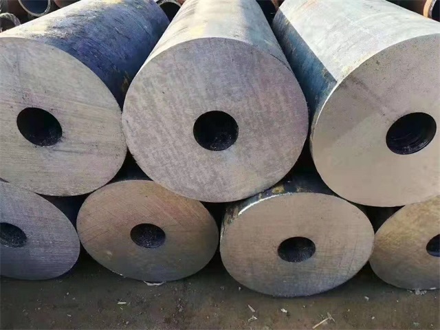 乌海35crmo厚壁无缝钢管